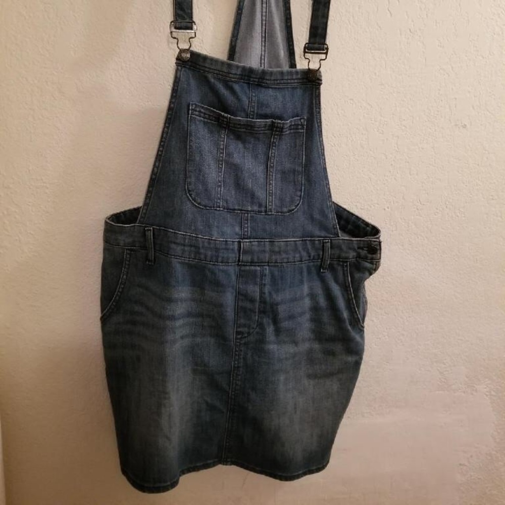 💕GAP SKIRT OVERALL💕